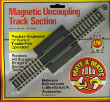 HO Magnetic Uncoupling 9" Track Section - Brass